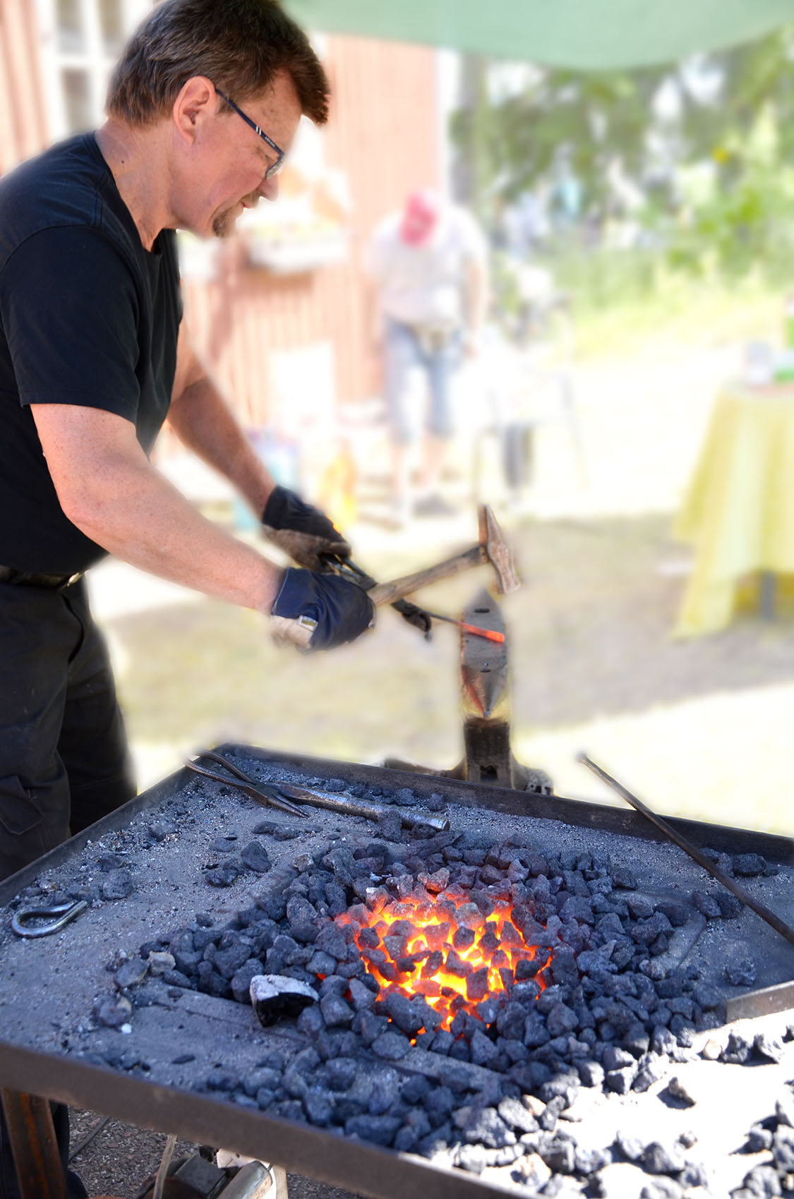 Rustiksmide i Långsand