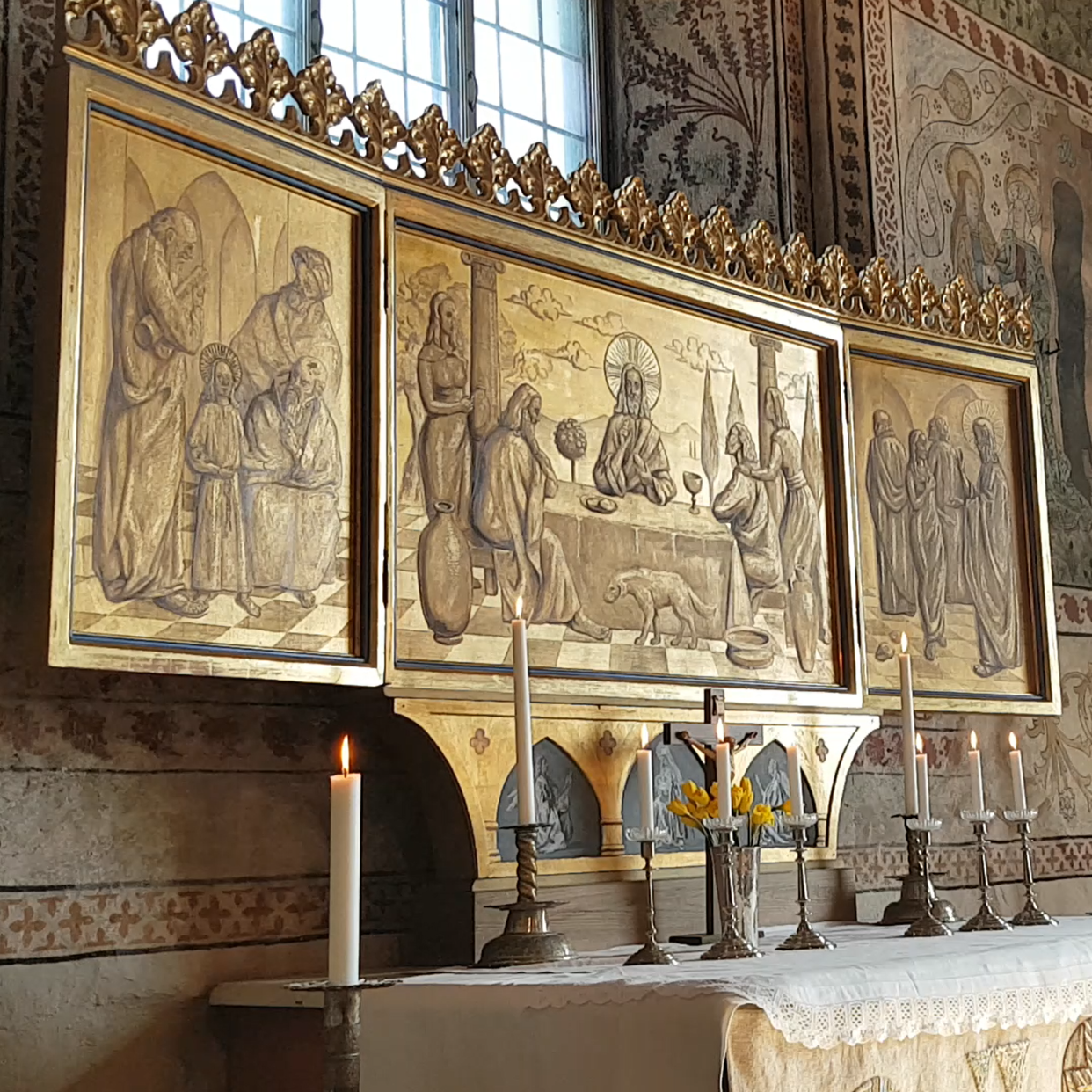 Tolfta kyrka
