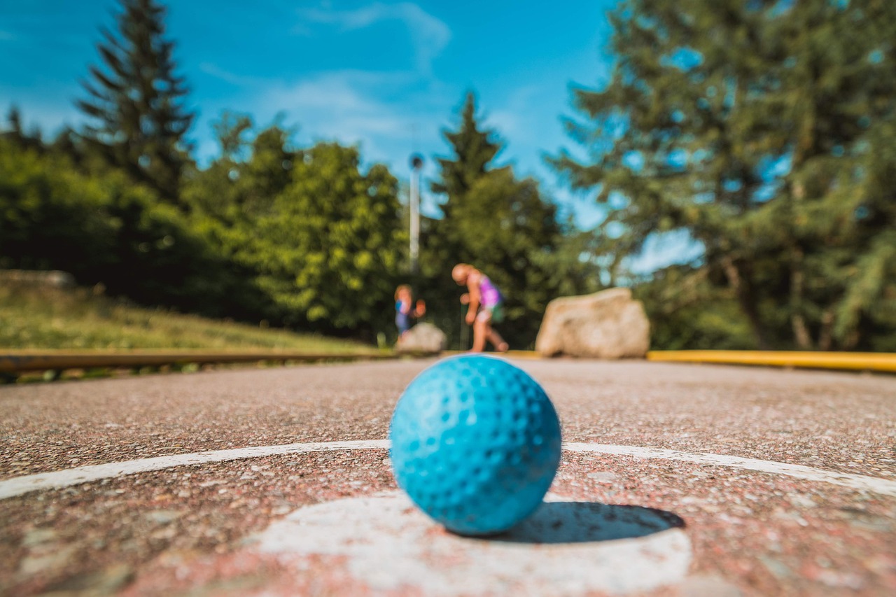 Minigolf Holmarna